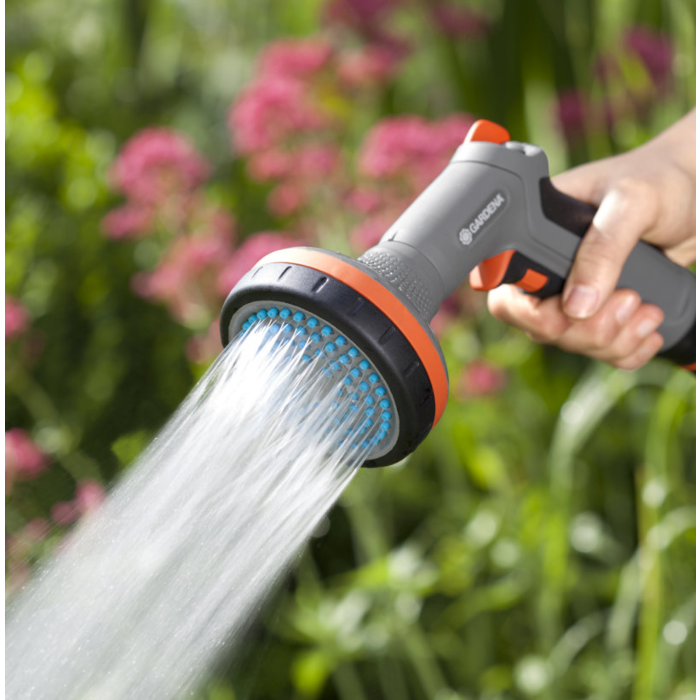 Gardena-Comfort-broes-voor-bloembed-4.png